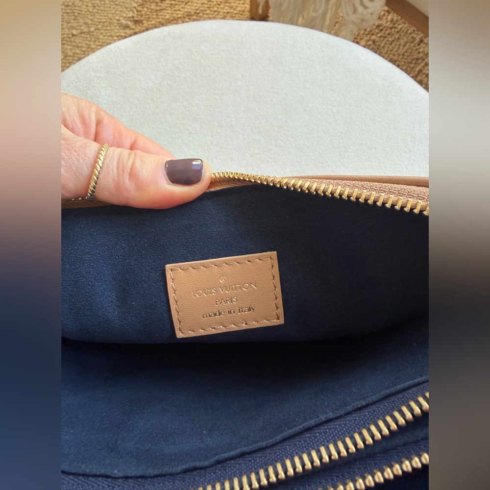 Louis Vuitton Coussin bag - Picture 2 of 7
